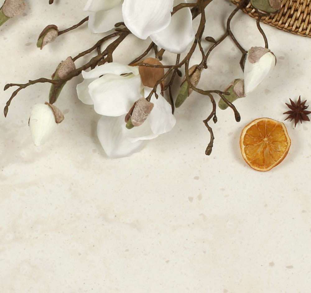 Staron VM143 Magnolia